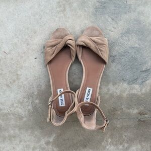 Steve Madden Beige Knotted Sandals
